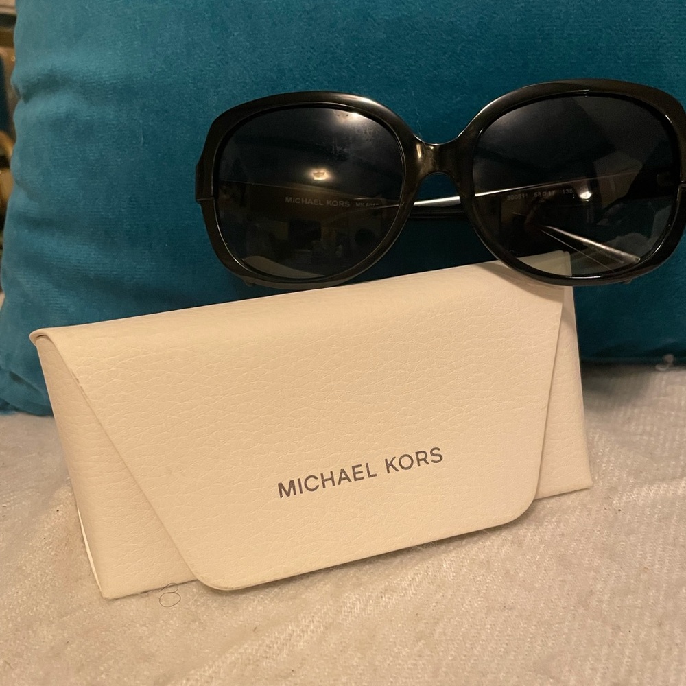 Michael Kors- Isle of Skye Sunglasses.